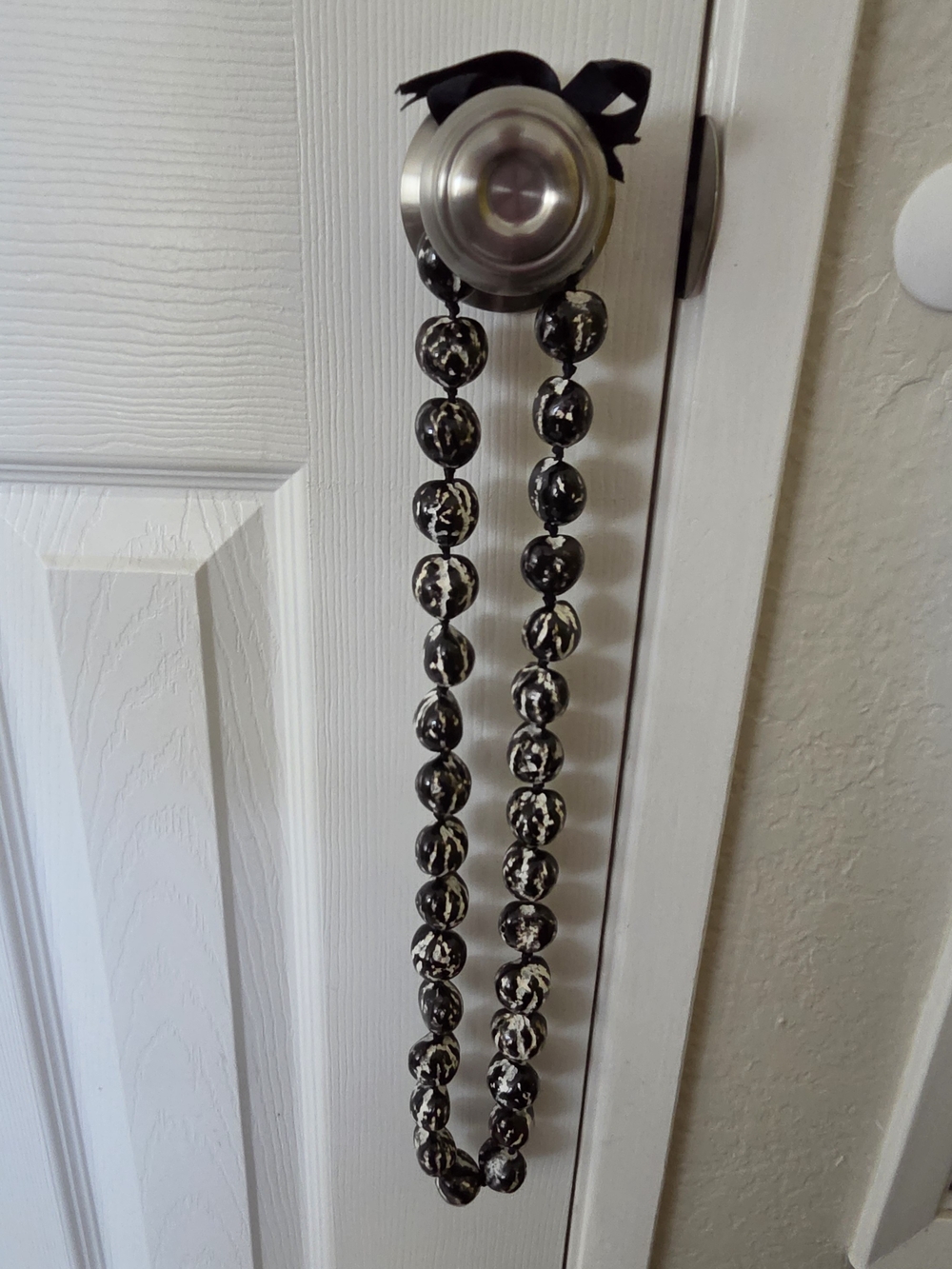 Traditional Hawaiian Kukui Nut Lei Necklace